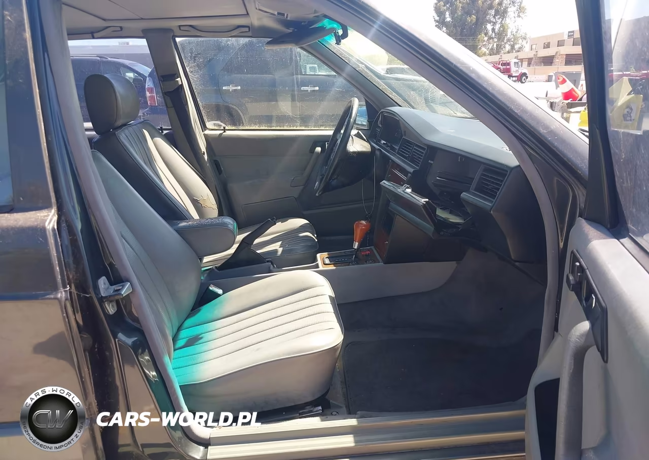 1993 Mercedes-Benz 190 E 2.6 VIN:WDBDA29D1PG022198 - 5
