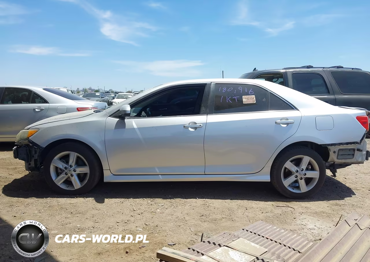 2014 Toyota Camry Se VIN:4T1BF1FK0EU804672 - 14