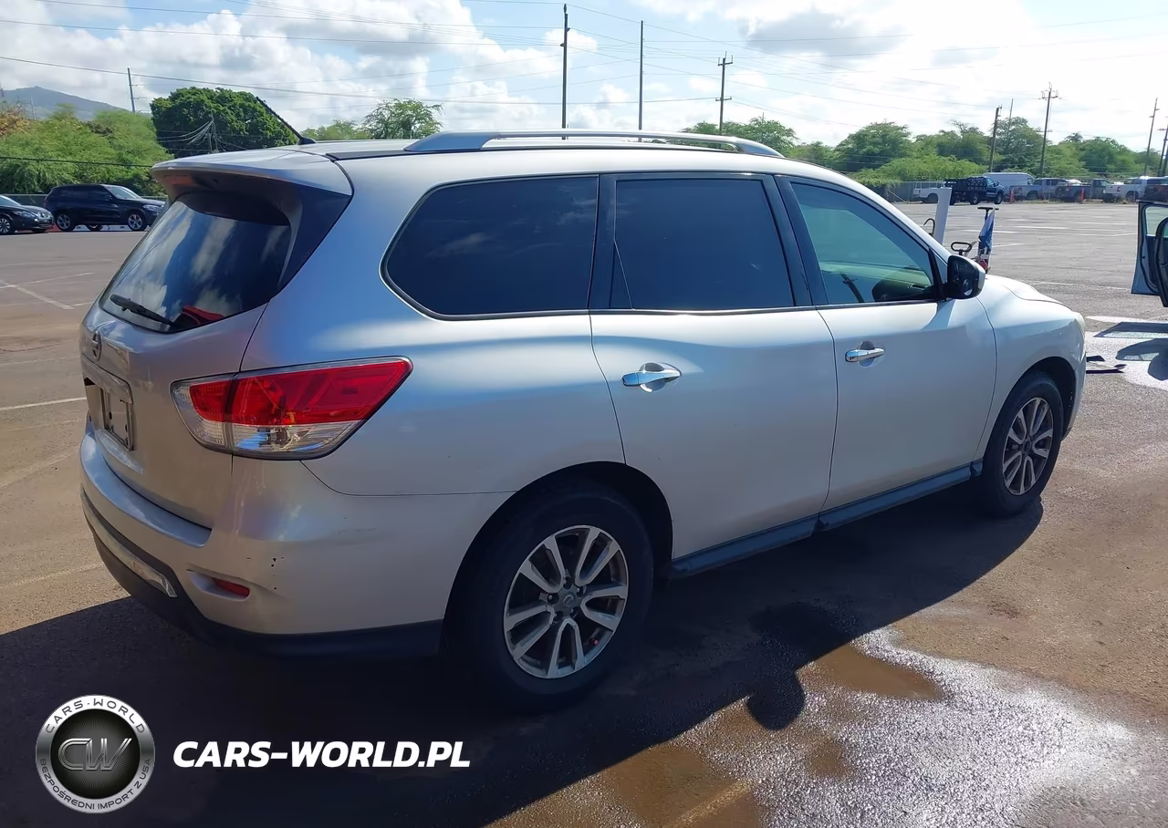 2015 Nissan Pathfinder S VIN:5N1AR2MN2FC704263 - 4
