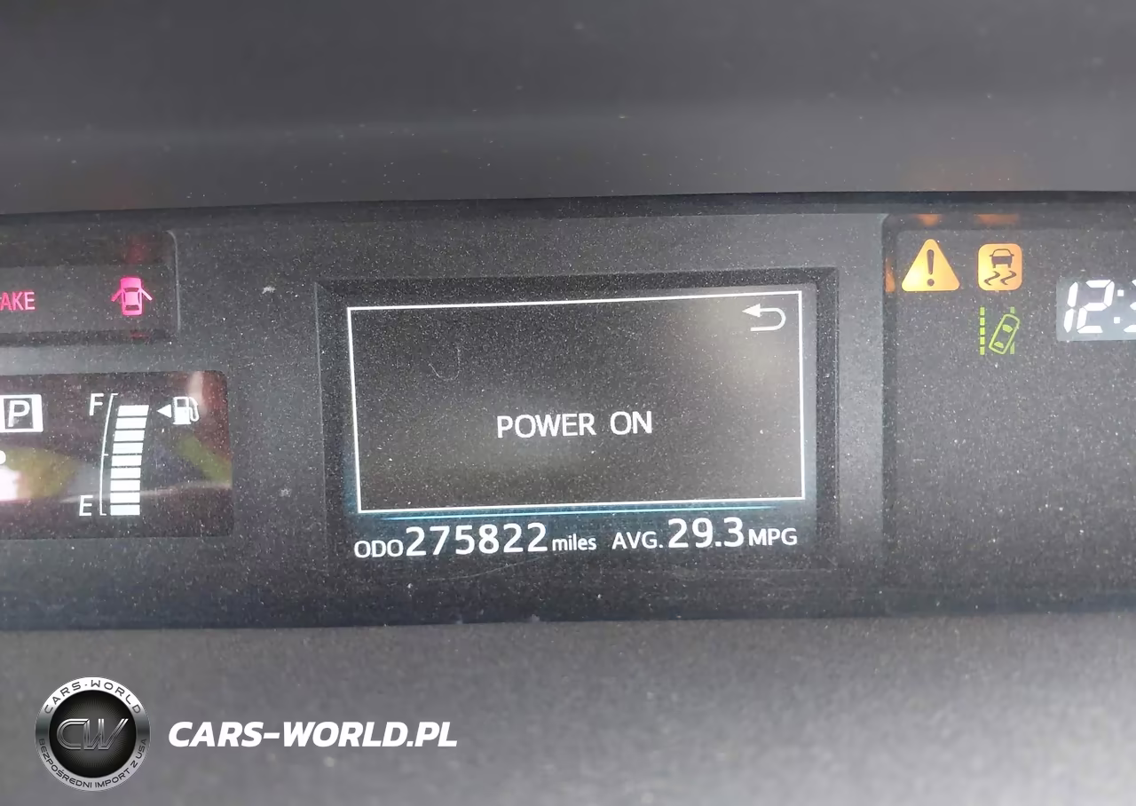 2017 Toyota Prius V Five VIN:JTDZN3EU1HJ063376 - 15