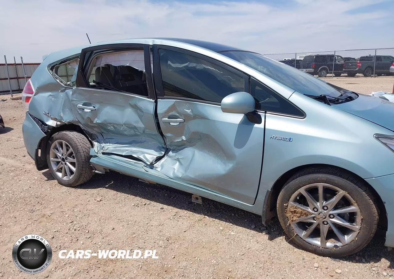 2017 Toyota Prius V Five VIN:JTDZN3EU1HJ063376 - 6