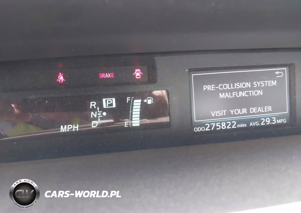 2017 Toyota Prius V Five VIN:JTDZN3EU1HJ063376 - 7