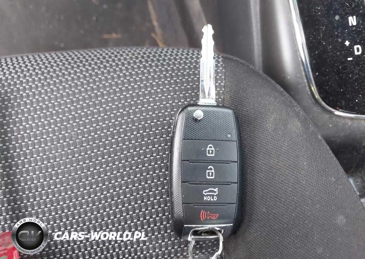 2018 Kia Forte Lx VIN:3KPFK4A7XJE183312 - 11