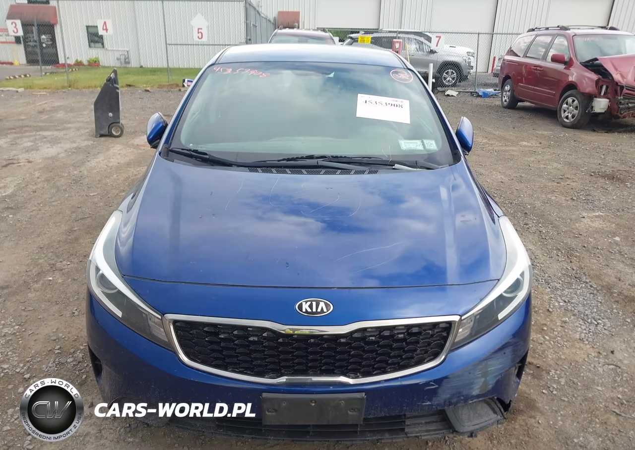 2018 Kia Forte Lx VIN:3KPFK4A7XJE183312 - 12