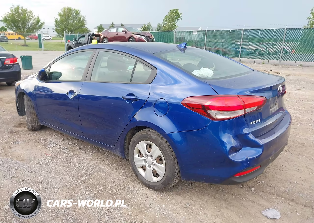 2018 Kia Forte Lx VIN:3KPFK4A7XJE183312 - 3