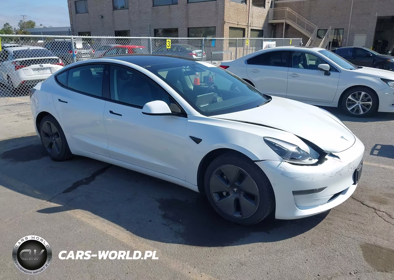 2022 Tesla Model 3 Rear-Wheel Drive – zdjęcie 1 z 15