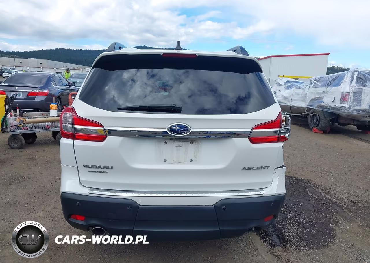 2021 Subaru Ascent Premium VIN:4S4WMACDXM3431156 - 17