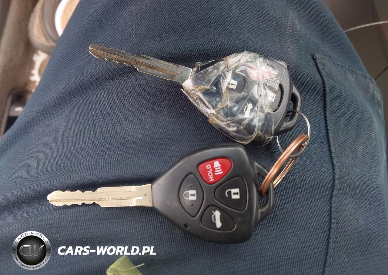 2010 Toyota Camry Le VIN:4T1BF3EK3AU526292 - 11