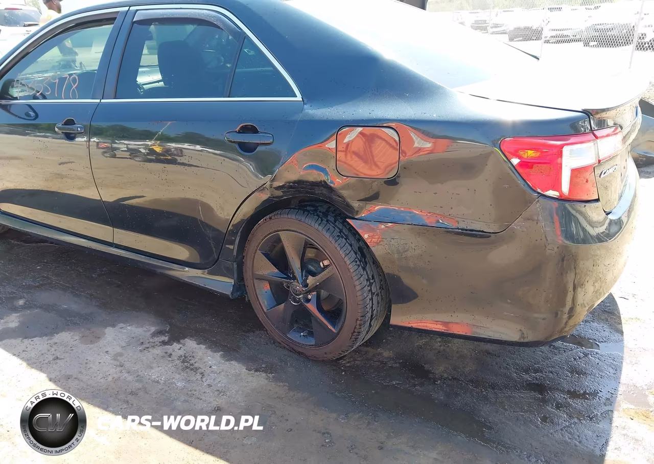 2014 Toyota Camry Se Sport VIN:4T1BF1FK8EU328624 - 6