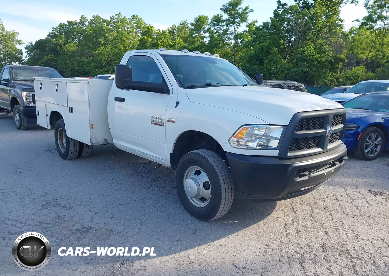 2015 Ram 3500 Chassis Tradesman-Slt
