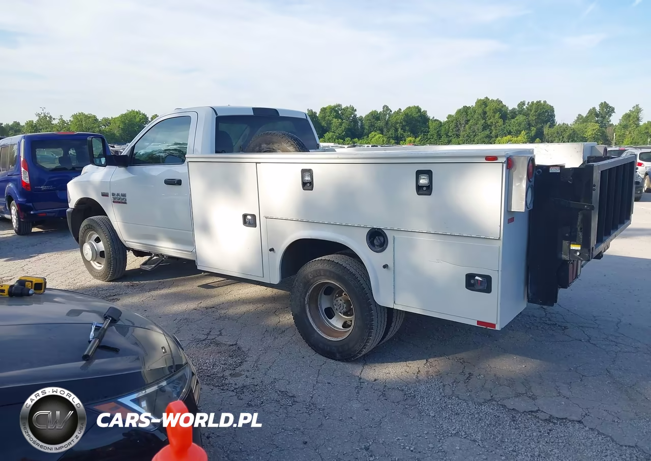 2015 Ram 3500 Chassis Tradesman-Slt VIN:3C7WRTAJ7FG679247 - 14