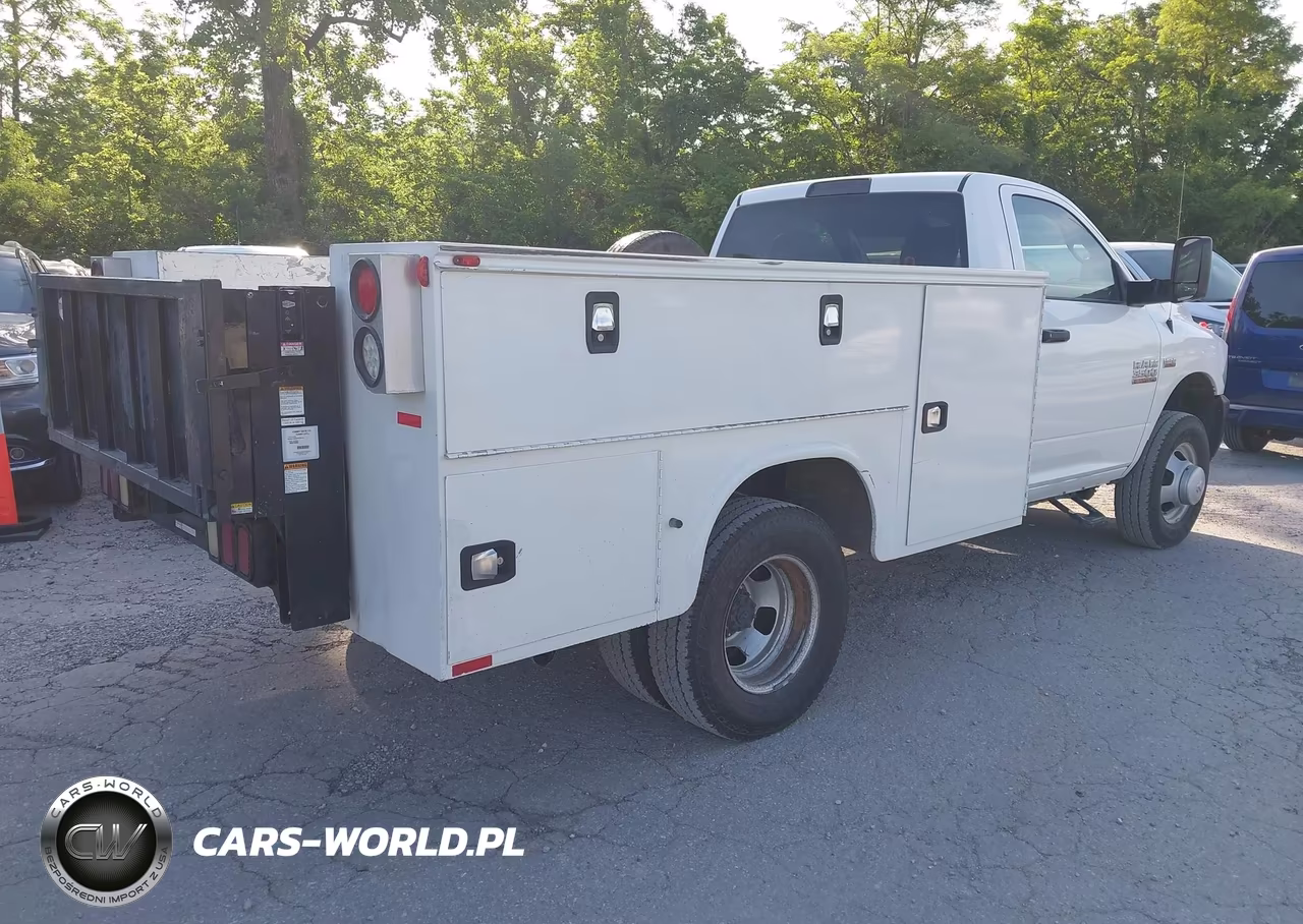 2015 Ram 3500 Chassis Tradesman-Slt VIN:3C7WRTAJ7FG679247 - 4