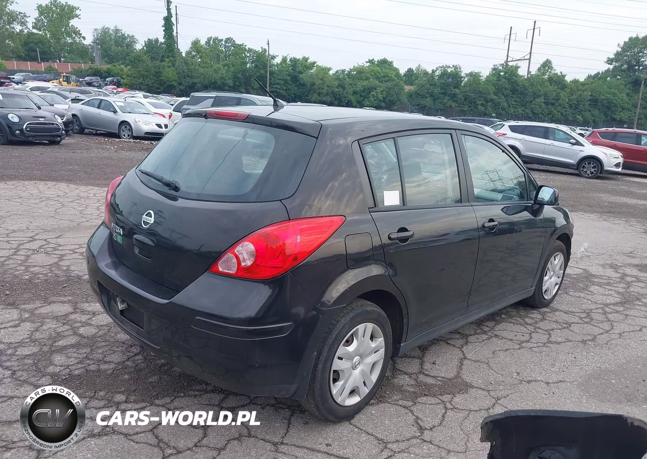 2011 Nissan Versa 1.8S VIN:3N1BC1CP9BL365820 - 4