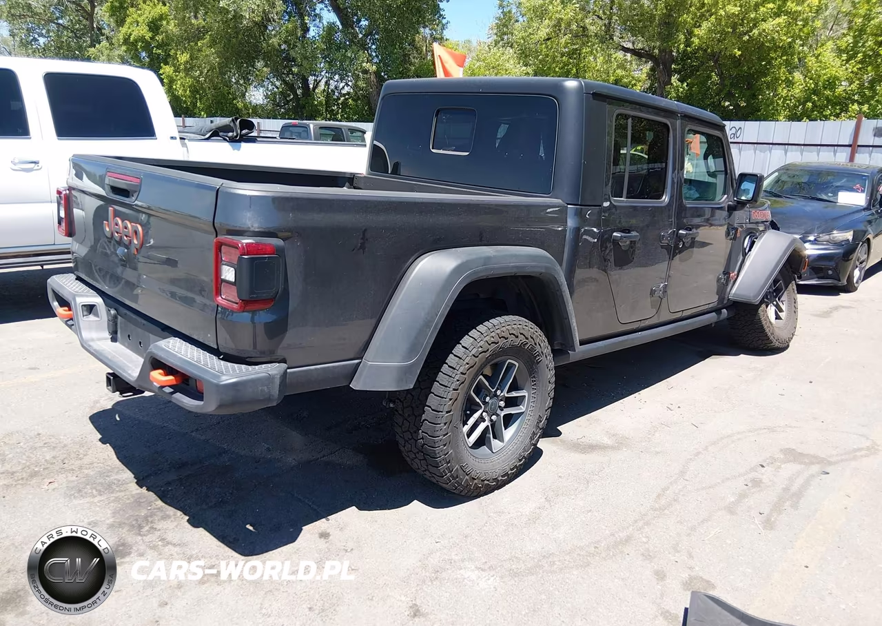 2025 Jeep Gladiator Mojave 4X4 VIN:1C6RJTEG4SL545025 - 4