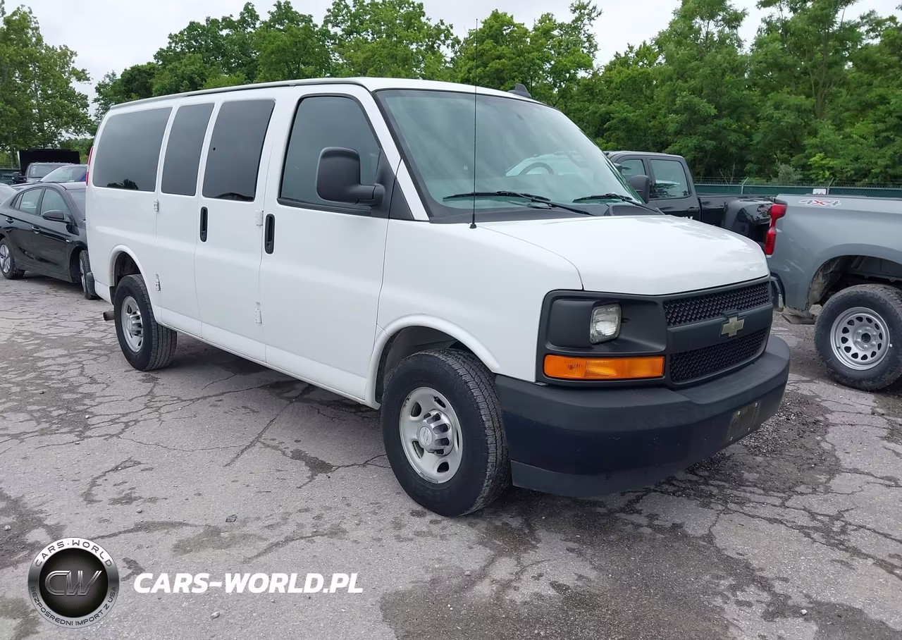 2017 Chevrolet Express 2500 Ls – zdjęcie 1 z 16