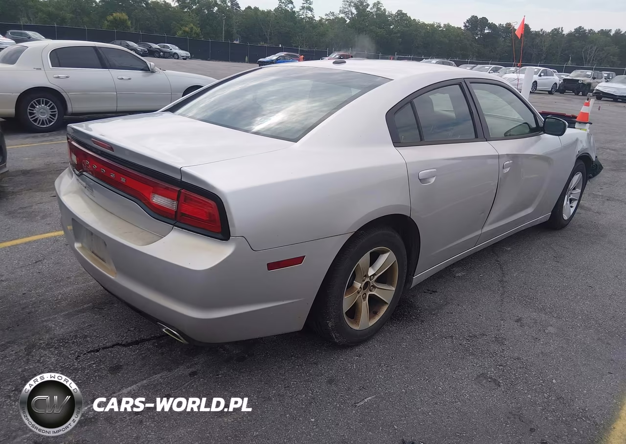 2012 Dodge Charger Se VIN:2C3CDXBG0CH260262 - 4