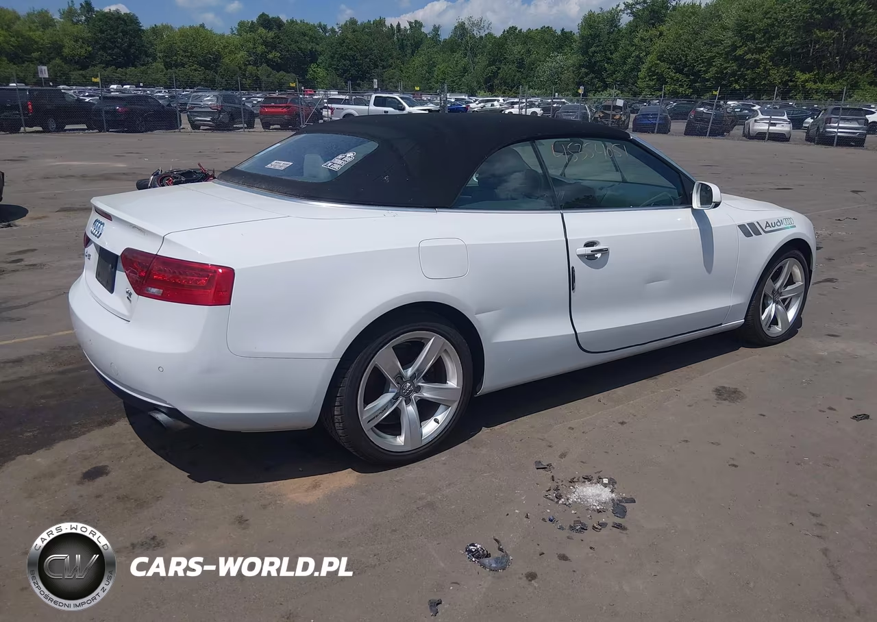 2013 Audi A5 2.0T Premium VIN:WAULFAFH4DN004766 - 4