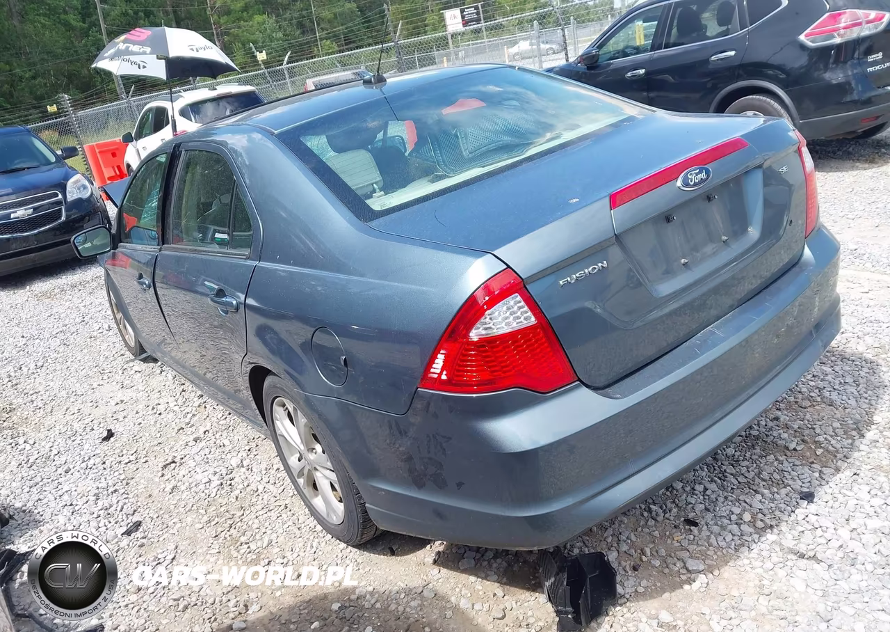 2012 Ford Fusion Se VIN:3FAHP0HA4CR359907 - 3