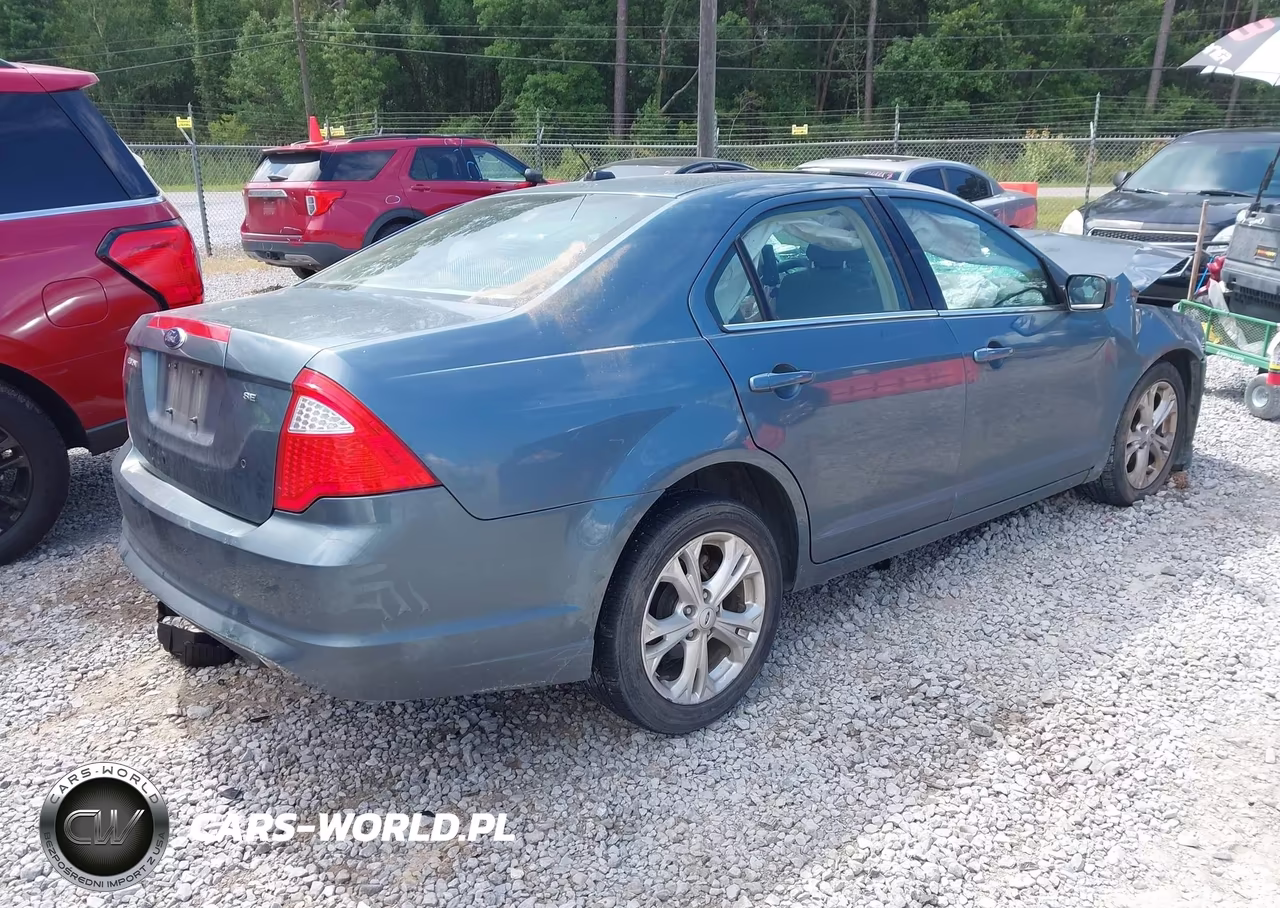 2012 Ford Fusion Se VIN:3FAHP0HA4CR359907 - 4