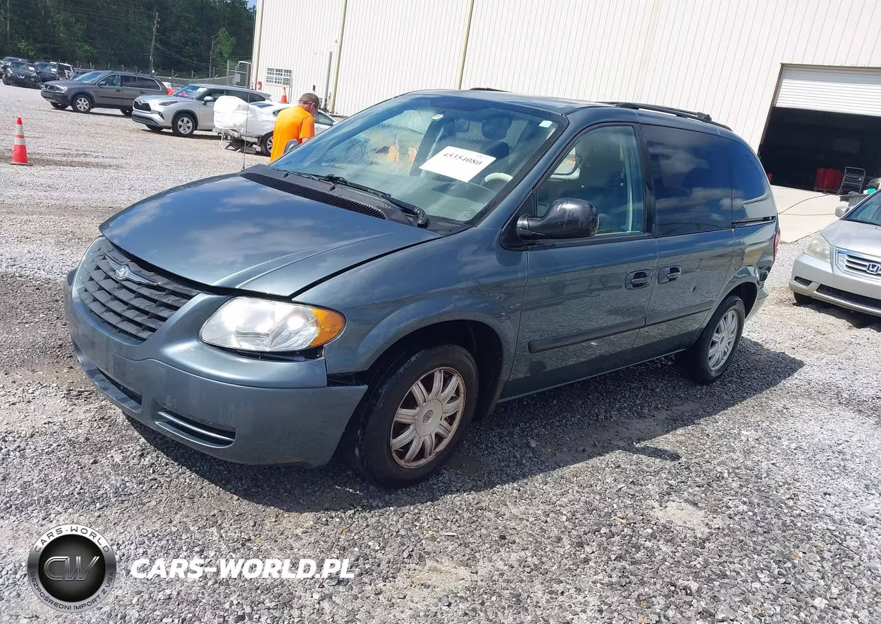 2007 Chrysler Town & Country VIN:1A4GJ45R37B123147 - 2