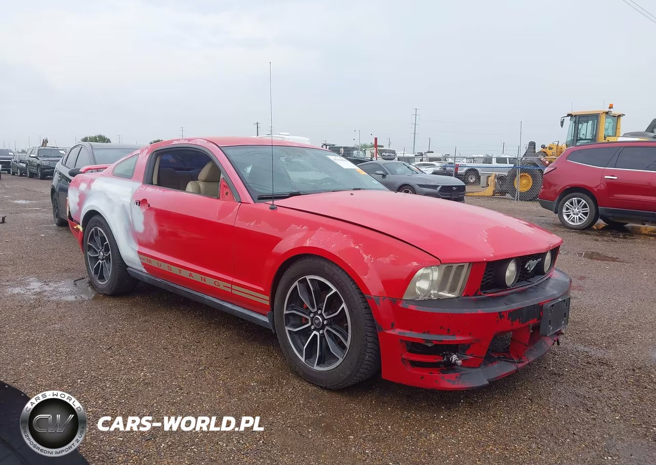 2005 Ford Mustang V6 Deluxe-V6 Premium