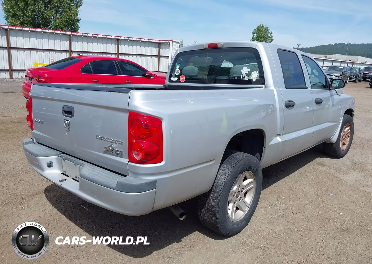 2010 Dodge Dakota Bighorn-Lonestar VIN:1D7CE3GK9AS172997 - 4