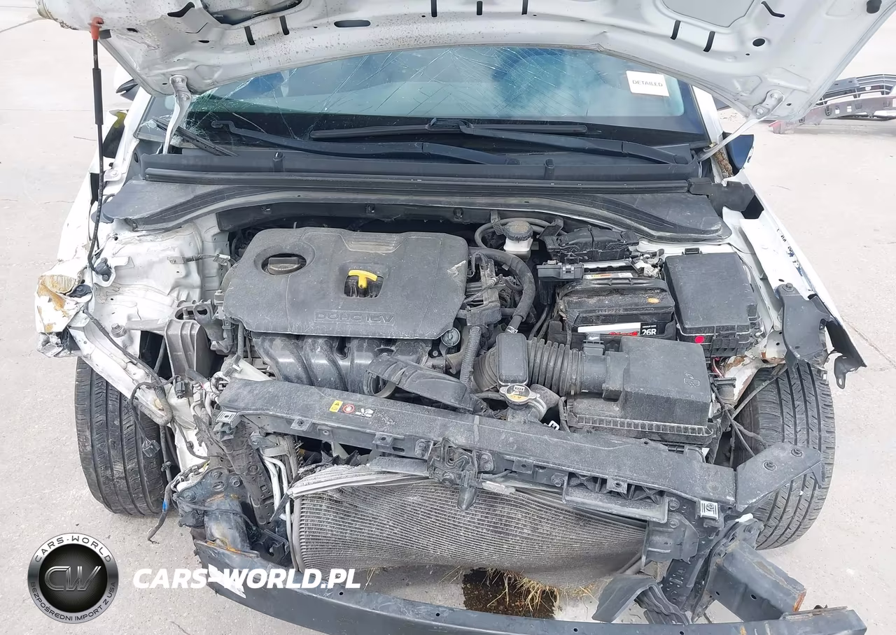 2020 Hyundai Elantra Sel VIN:5NPD84LF5LH584436 - 10