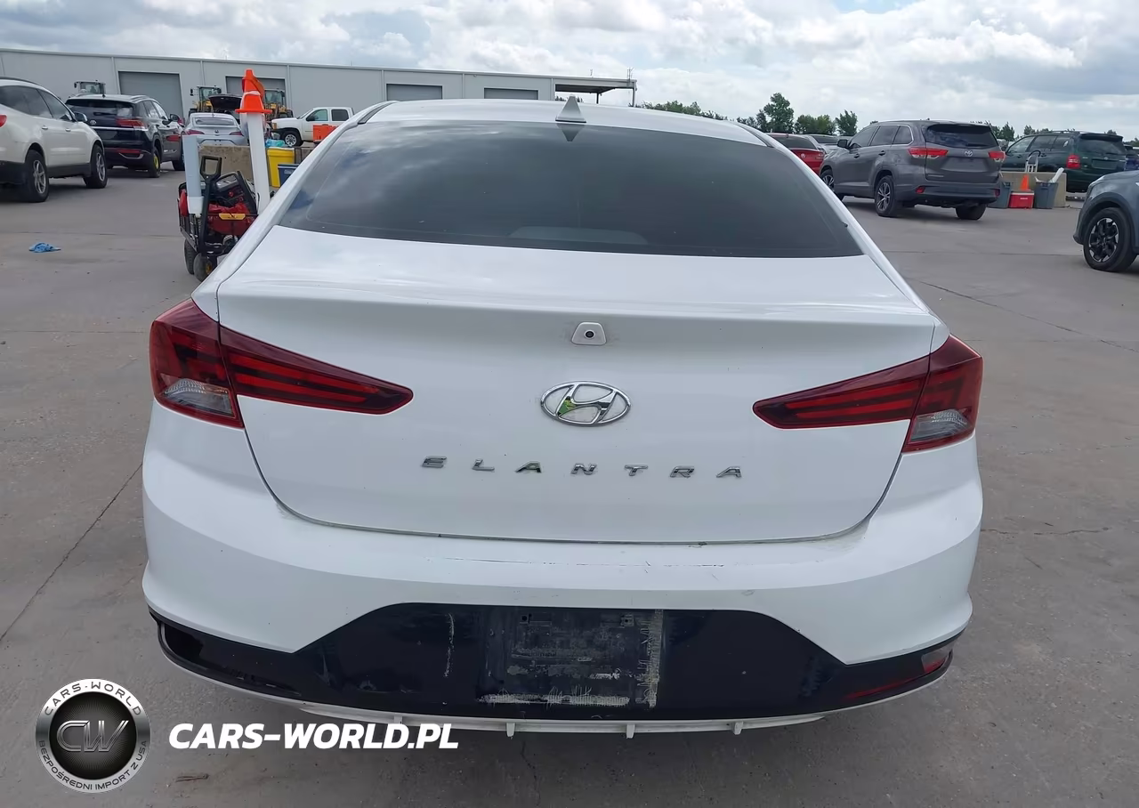 2020 Hyundai Elantra Sel VIN:5NPD84LF5LH584436 - 17