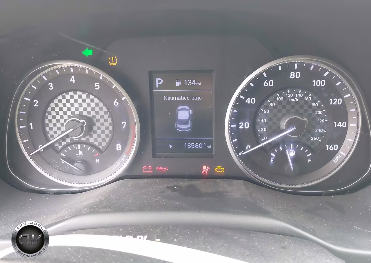 2020 Hyundai Elantra Sel VIN:5NPD84LF5LH584436 - 7