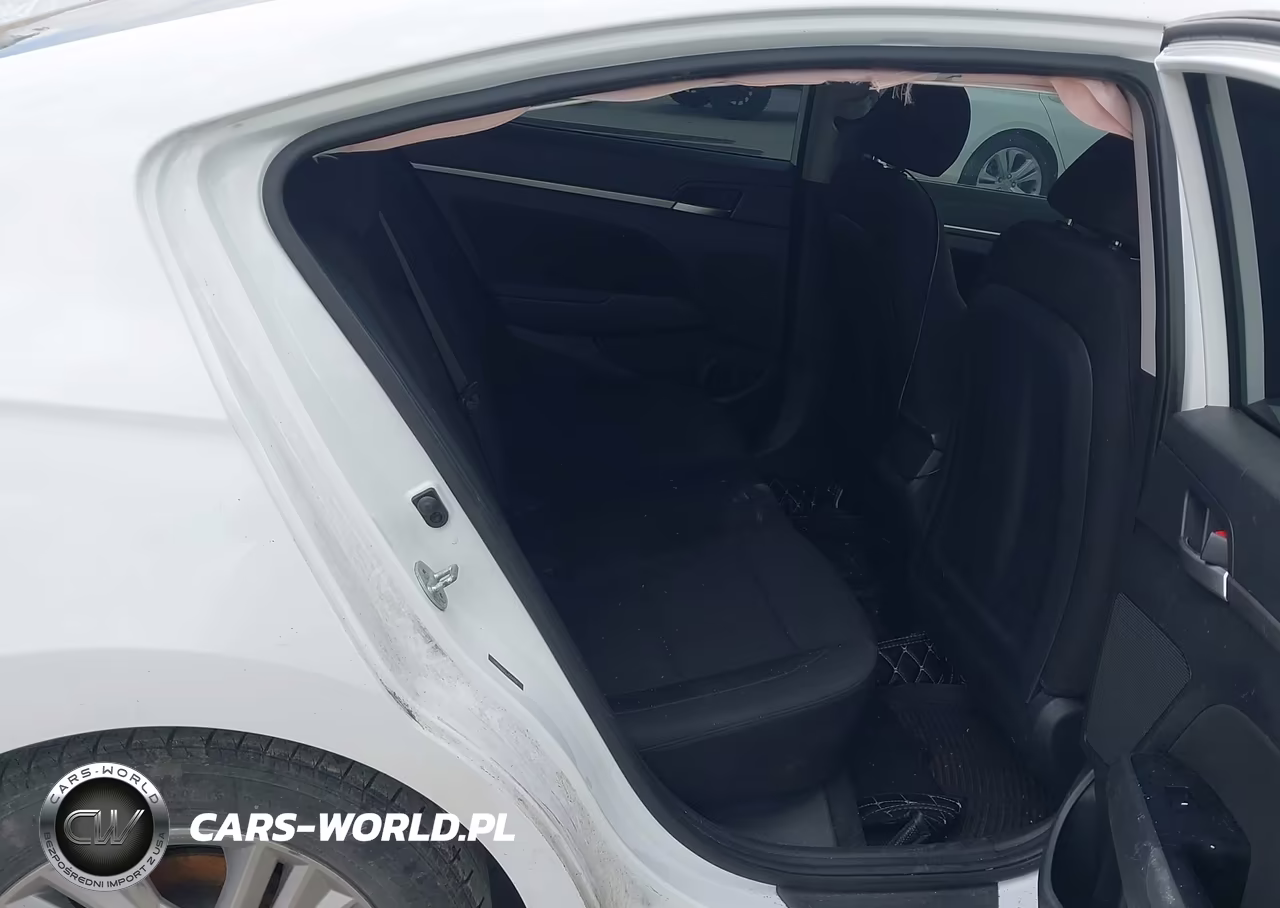 2020 Hyundai Elantra Sel VIN:5NPD84LF5LH584436 - 8