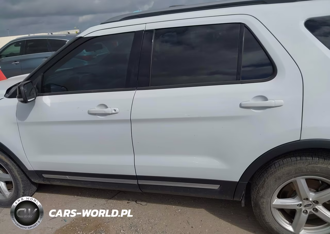 2016 Ford Explorer Xlt VIN:1FM5K8D87GGC88711 - 15