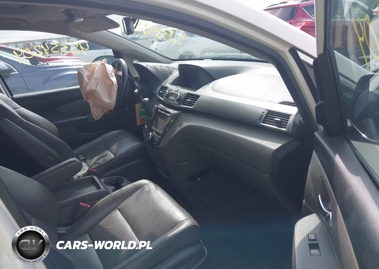 2015 Honda Odyssey Touring-Touring Elite VIN:5FNRL5H91FB050026 - 5