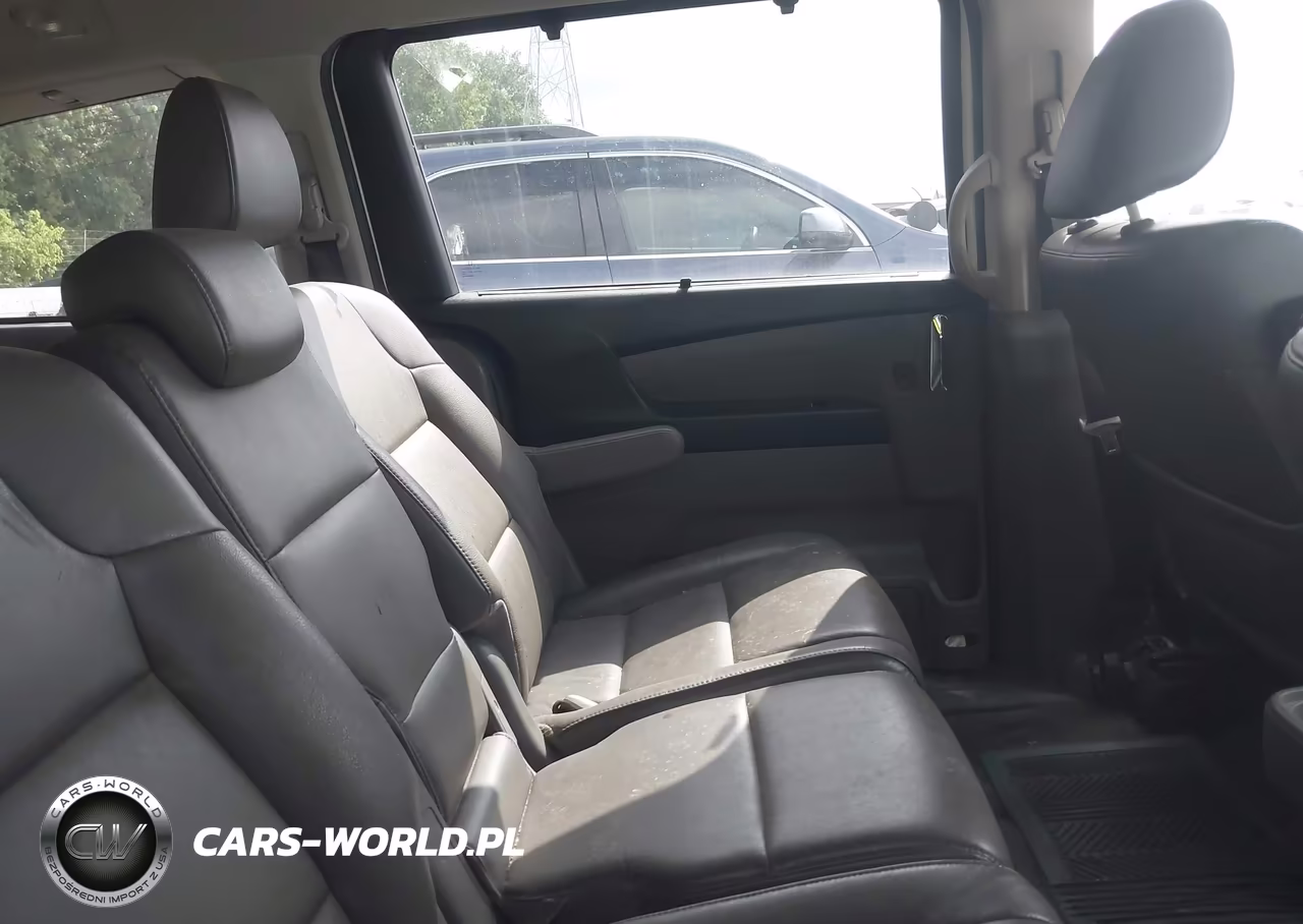 2015 Honda Odyssey Touring-Touring Elite VIN:5FNRL5H91FB050026 - 8
