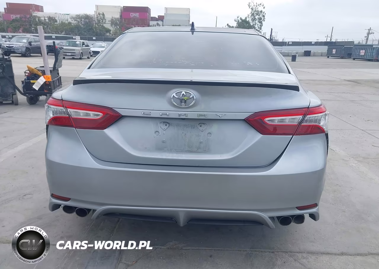 2020 Toyota Camry Xse VIN:4T1K61AKXLU306659 - 17
