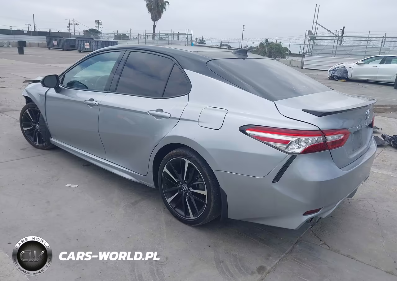 2020 Toyota Camry Xse VIN:4T1K61AKXLU306659 - 3