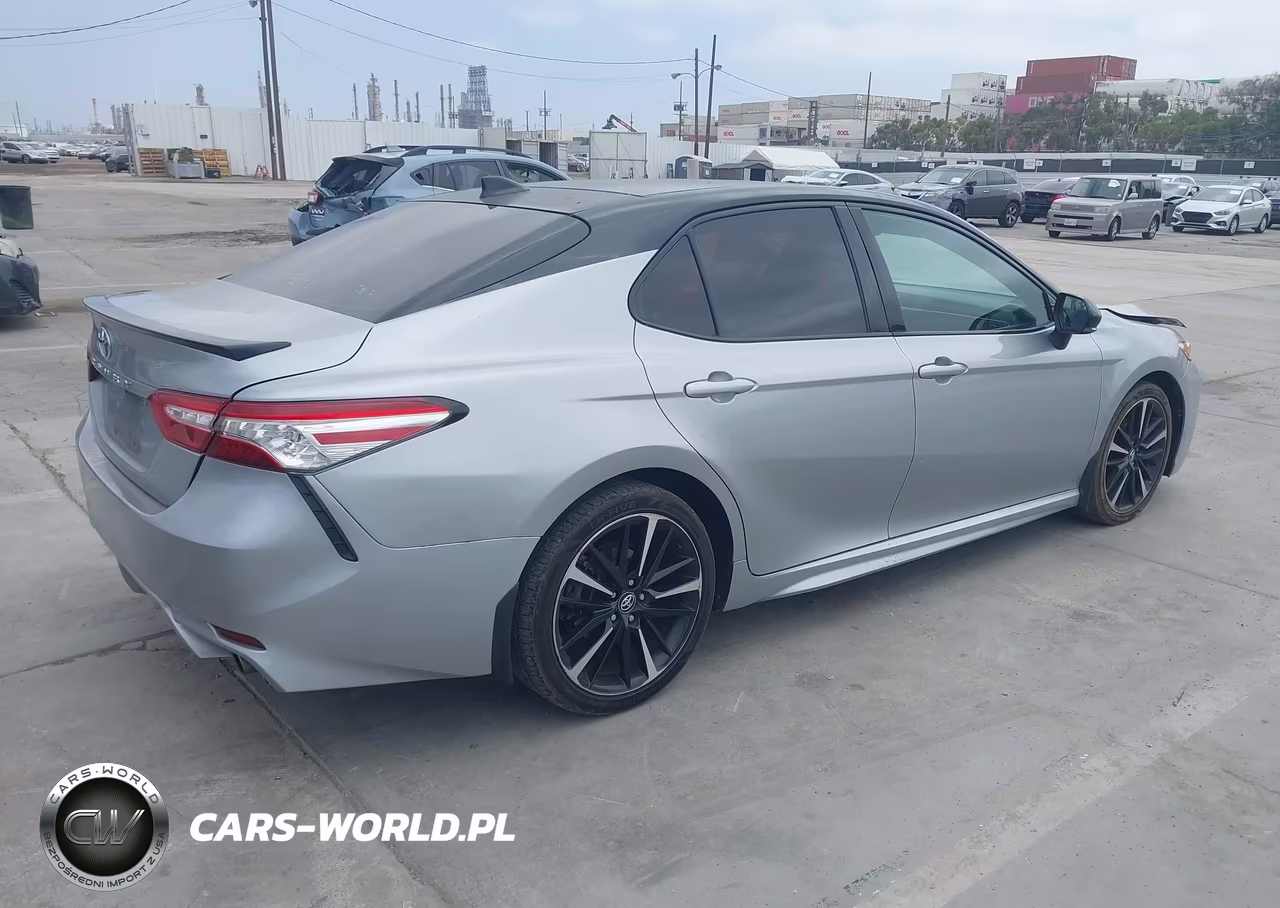 2020 Toyota Camry Xse VIN:4T1K61AKXLU306659 - 4