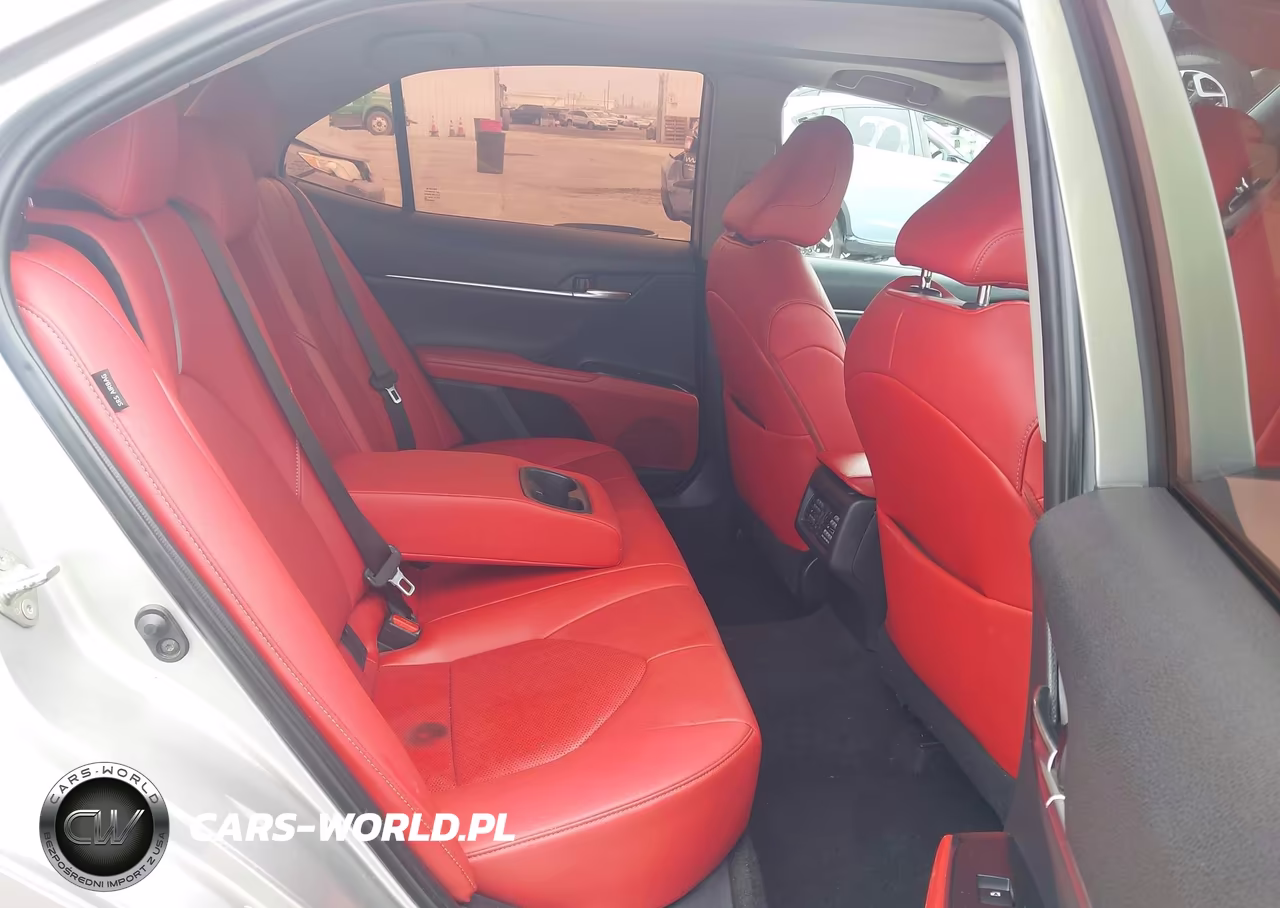 2020 Toyota Camry Xse VIN:4T1K61AKXLU306659 - 8
