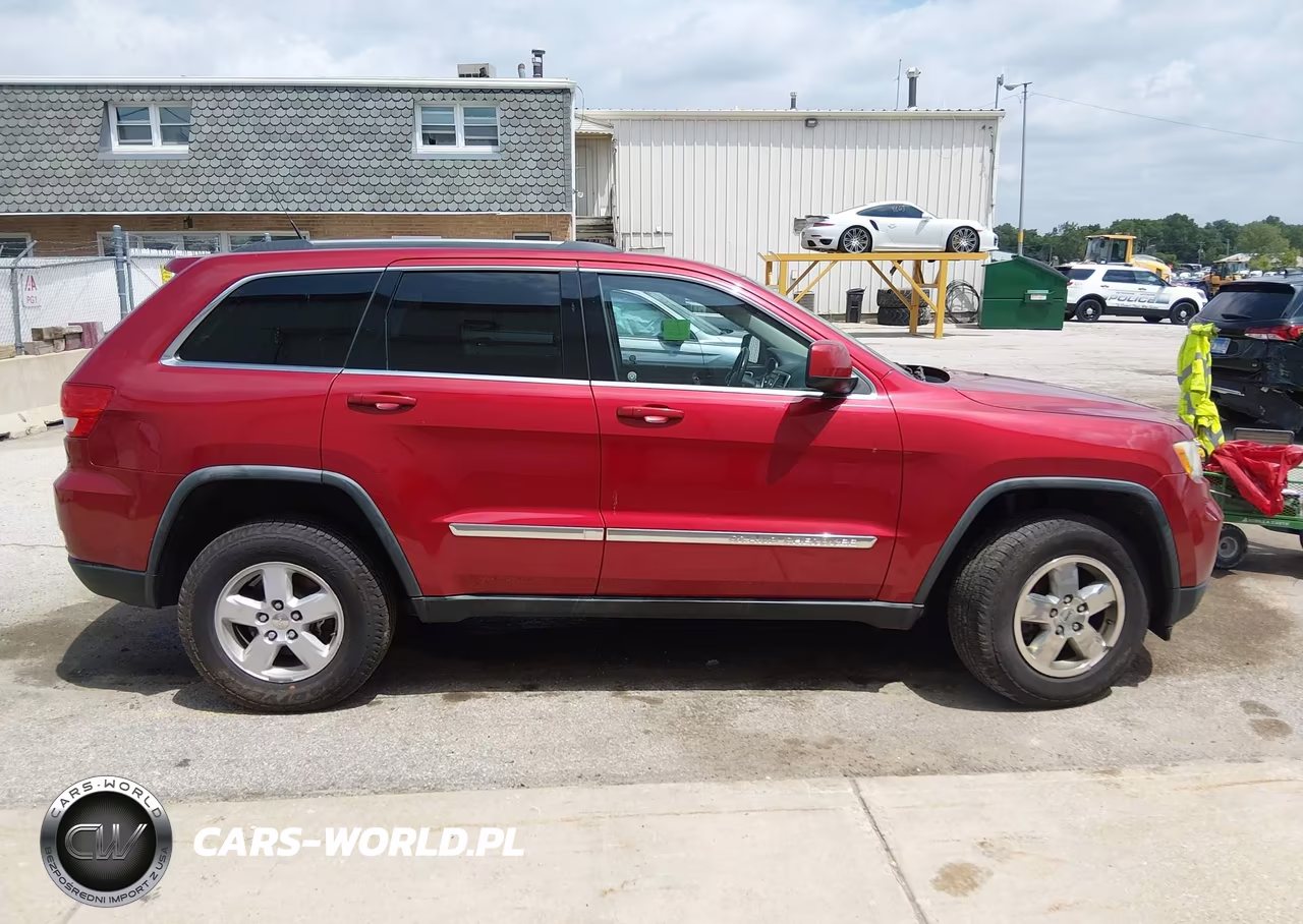 2011 Jeep Grand Cherokee Laredo VIN:1J4RR4GGXBC502887 - 14