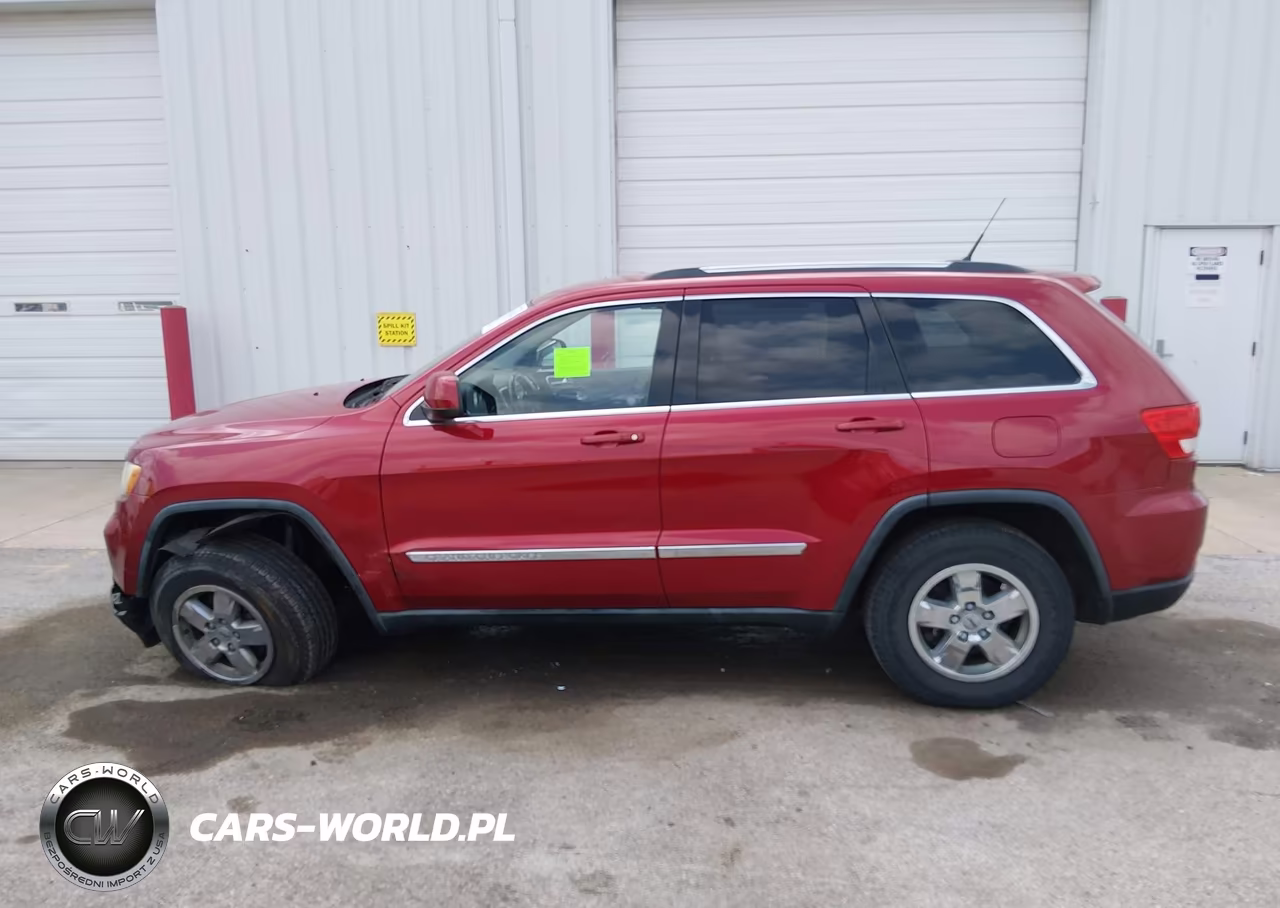 2011 Jeep Grand Cherokee Laredo VIN:1J4RR4GGXBC502887 - 15