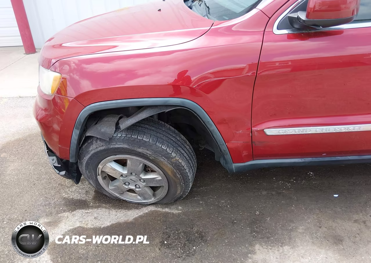 2011 Jeep Grand Cherokee Laredo VIN:1J4RR4GGXBC502887 - 6