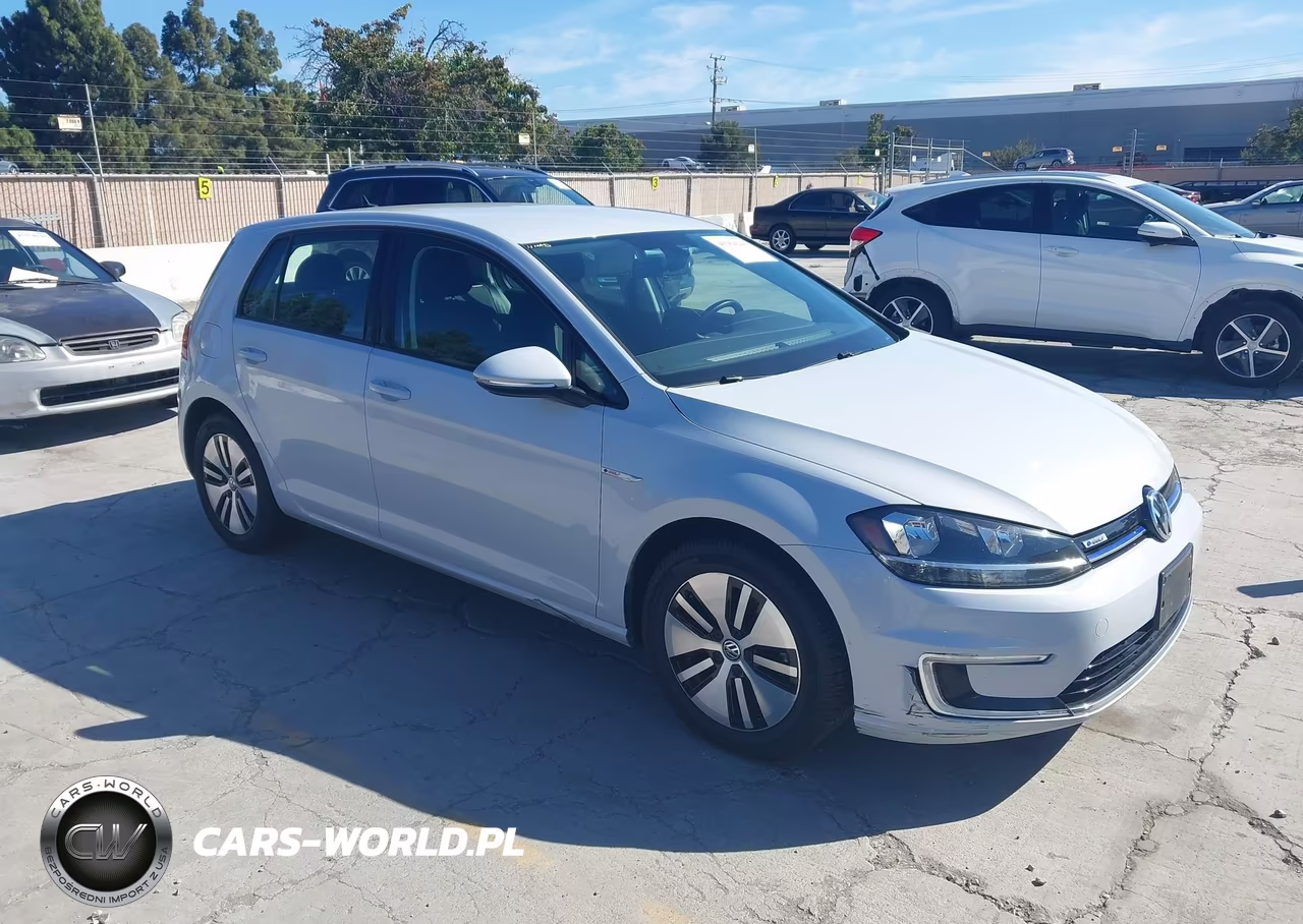 2017 Volkswagen E-Golf Se – zdjęcie 1 z 18