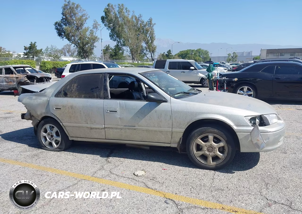 2000 Toyota Camry Le V6 VIN:4T1BF22K8YU093268 - 13