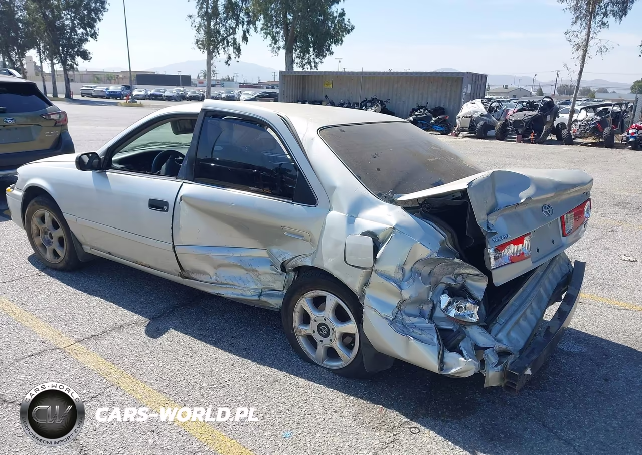 2000 Toyota Camry Le V6 VIN:4T1BF22K8YU093268 - 3