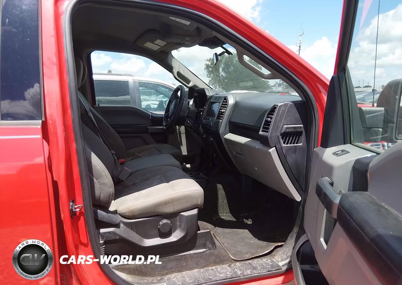 2019 Ford F-150 Xlt VIN:1FTEW1C46KKC52643 - 5