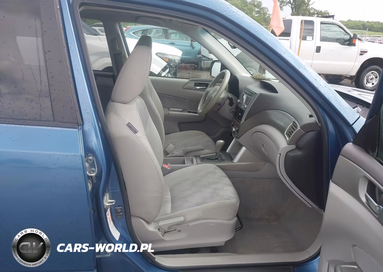 2010 Subaru Forester 2.5X Premium VIN:JF2SH6CCXAH914576 - 5