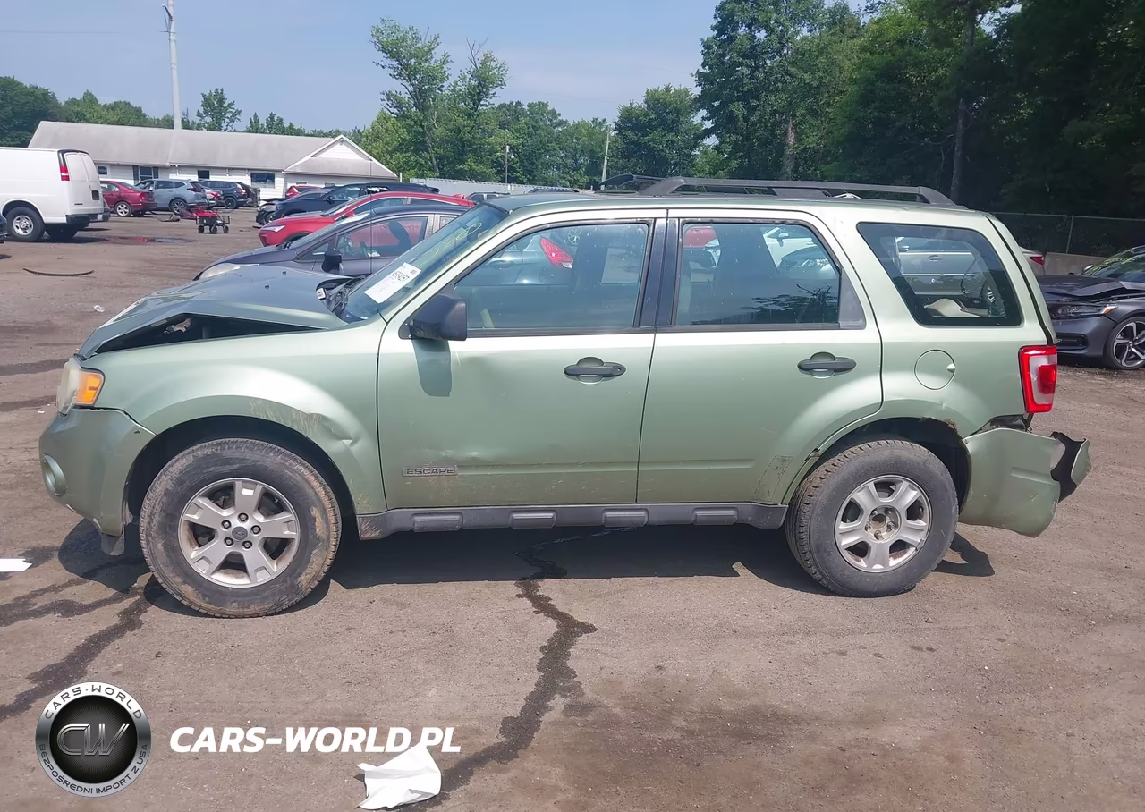 2008 Ford Escape Xls-Xls Manual VIN:1FMCU02Z38KB26913 - 14