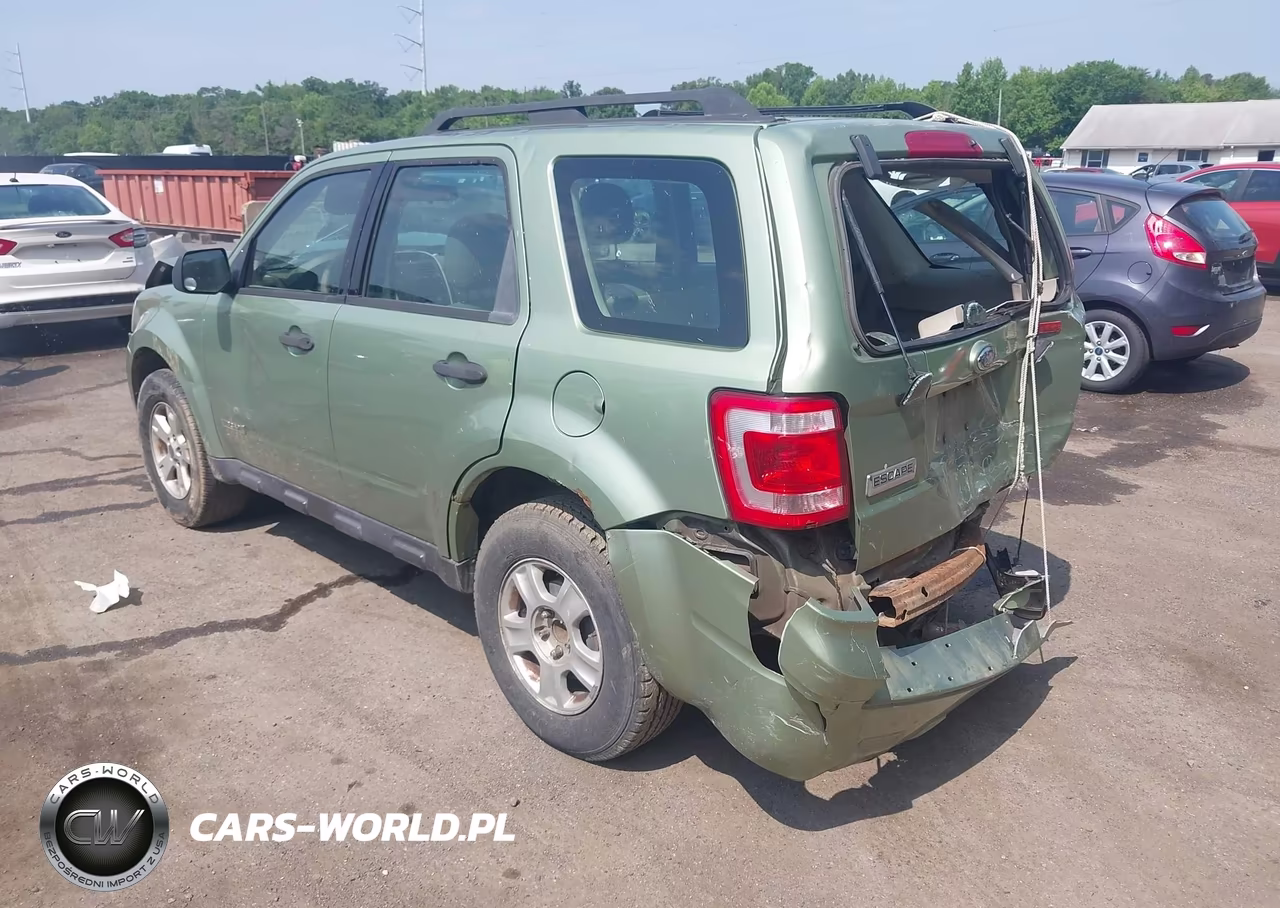 2008 Ford Escape Xls-Xls Manual VIN:1FMCU02Z38KB26913 - 3