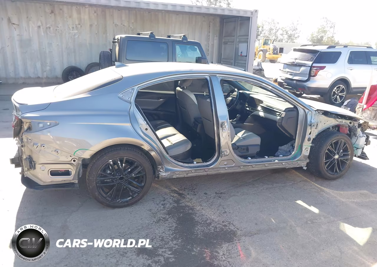 2025 Toyota Camry Se VIN:4T1DAACK3SU530309 - 14