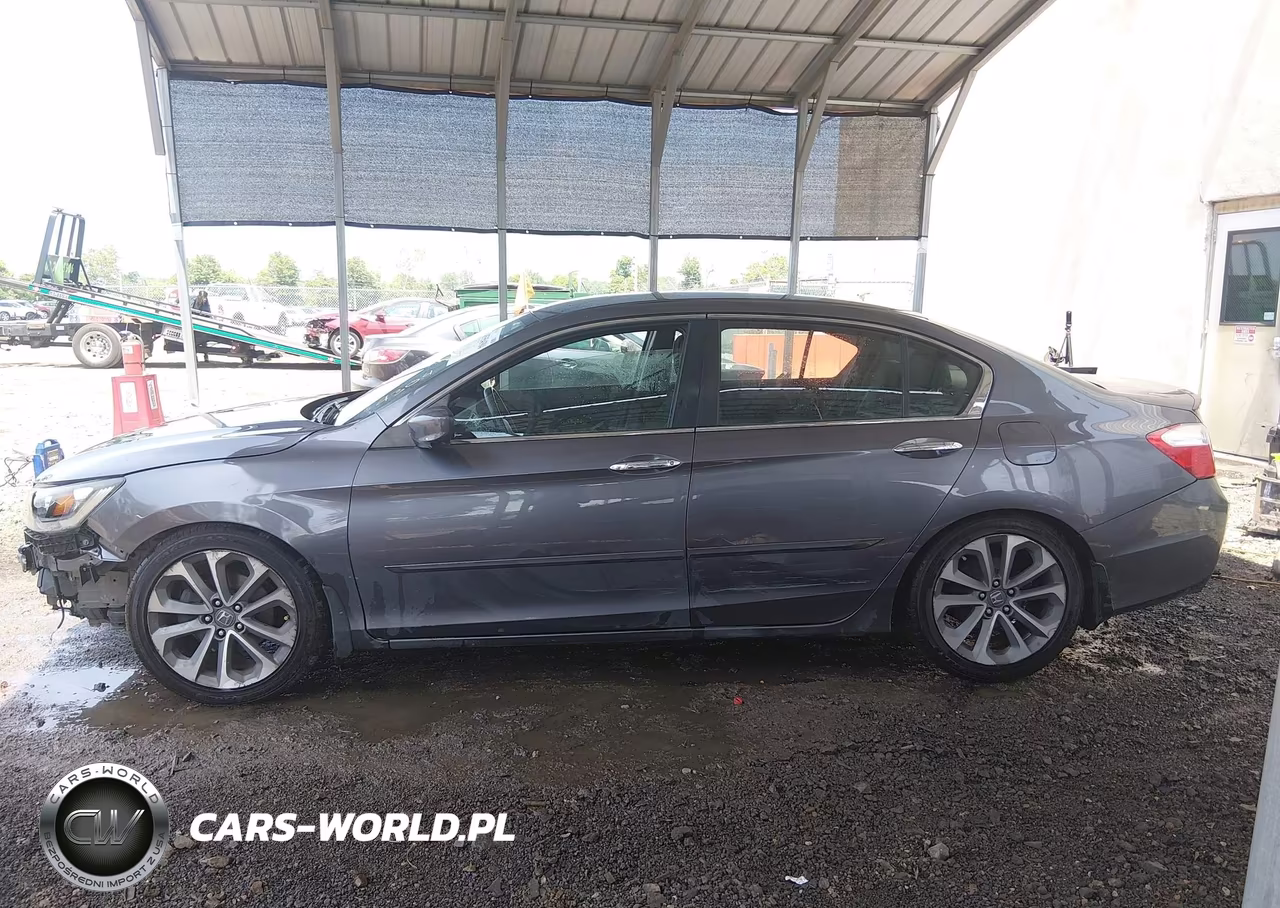 2015 Honda Accord Sport VIN:1HGCR2F50FA072290 - 15