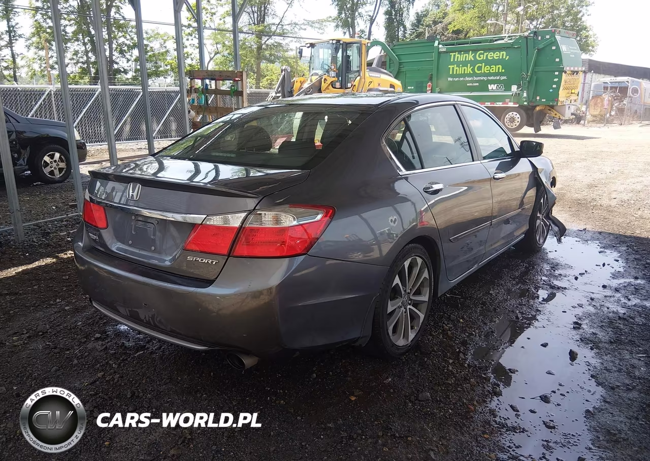 2015 Honda Accord Sport VIN:1HGCR2F50FA072290 - 4